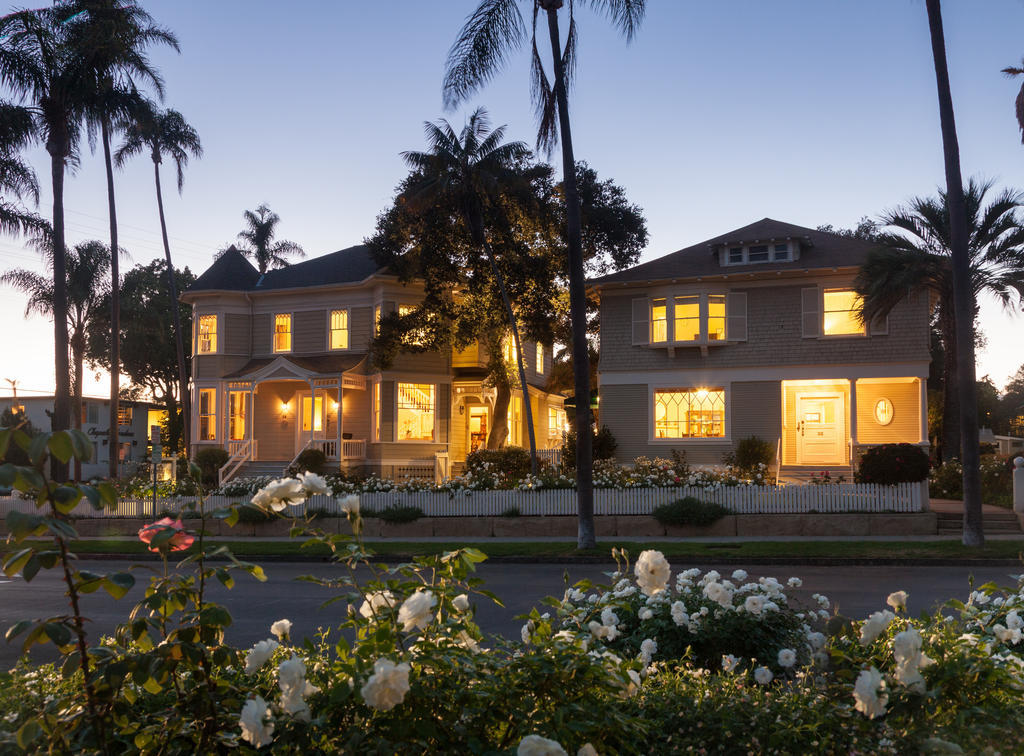 Cheshire Cat Inn & Cottages Santa Bárbara Exterior foto